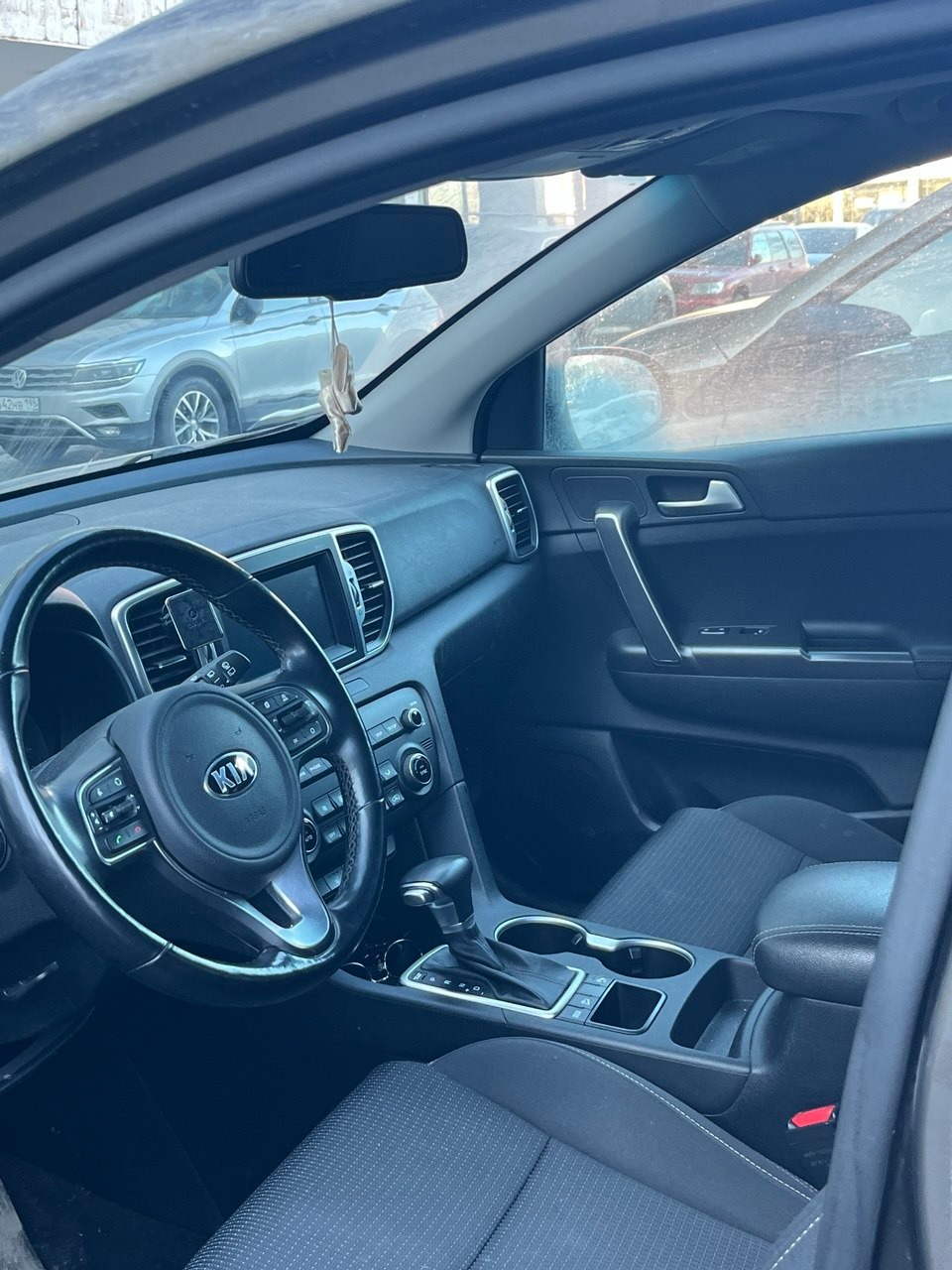 Автомобиль марки KIA модель QLE 2018 г.в. VIN-номер XWEPH81ABJ0020193