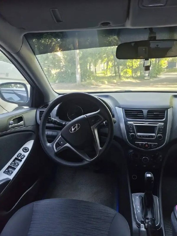 Автомобиль марки HYUNDAI модель Solaris 2015 г.в. VIN-номер Z94CT41DBFR404610