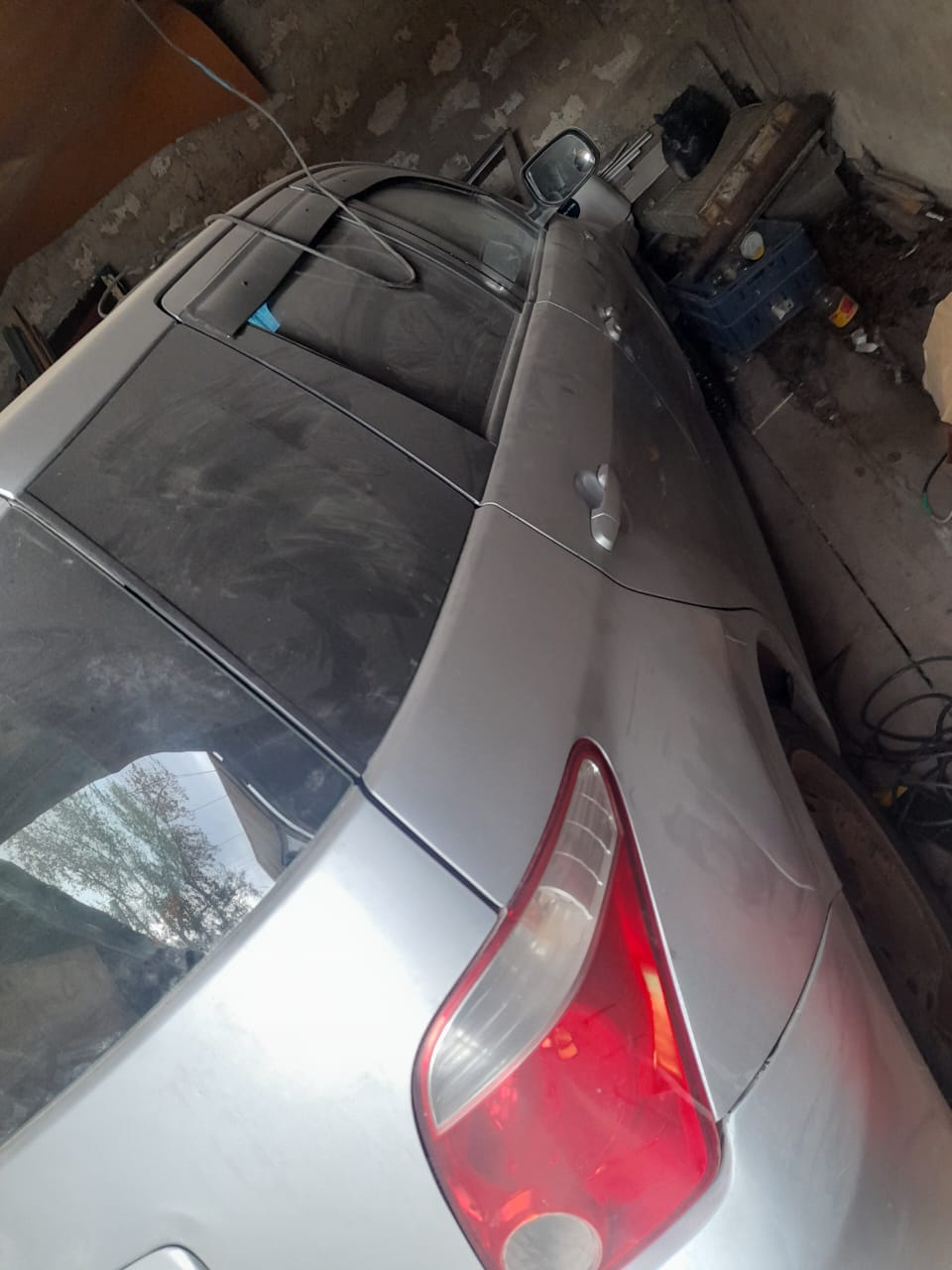 Легковой автомобиль марки: TOYOTA, модель: IST, год выпуска: 2006 г., кузов №: NCP60-0239873 (Транспортное средство находится в залоге у ПАО «Совкомбанк»)