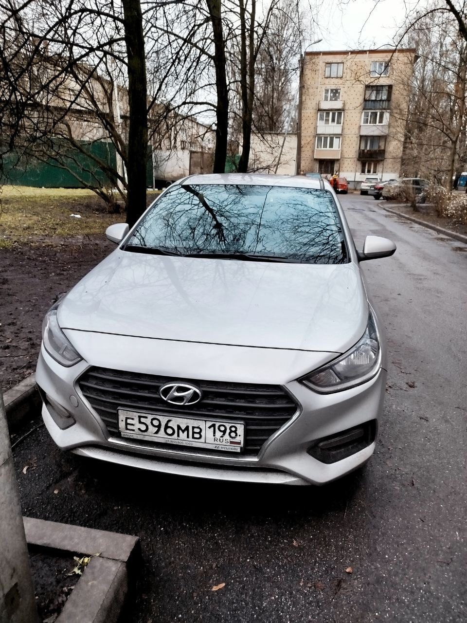 Автомобиль легковой Hyundai Solaris, 2019 г.в., VIN Z94K241CBLR192922.