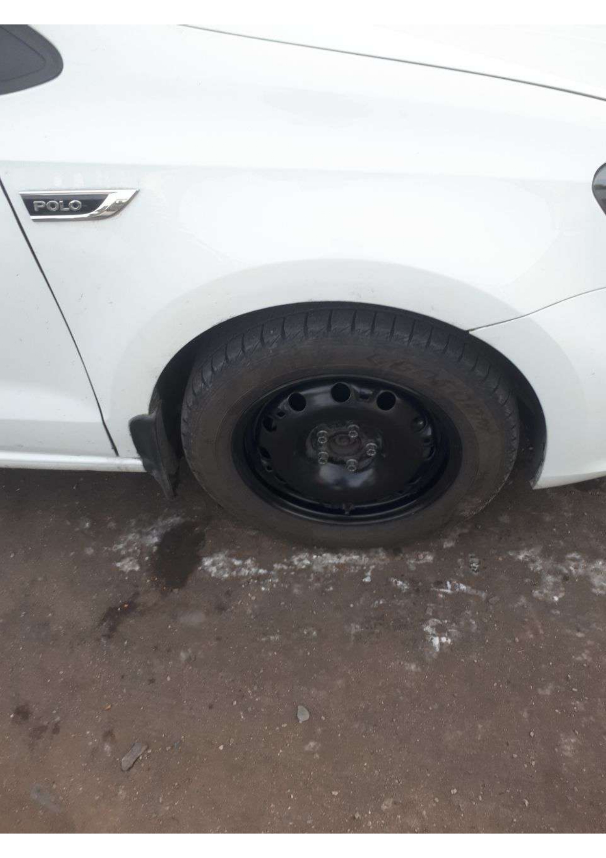 Автомобиль марки VOLKSWAGEN, модель Polo, 2018 года выпуска, VIN-номер XW8ZZZ61ZKG028489