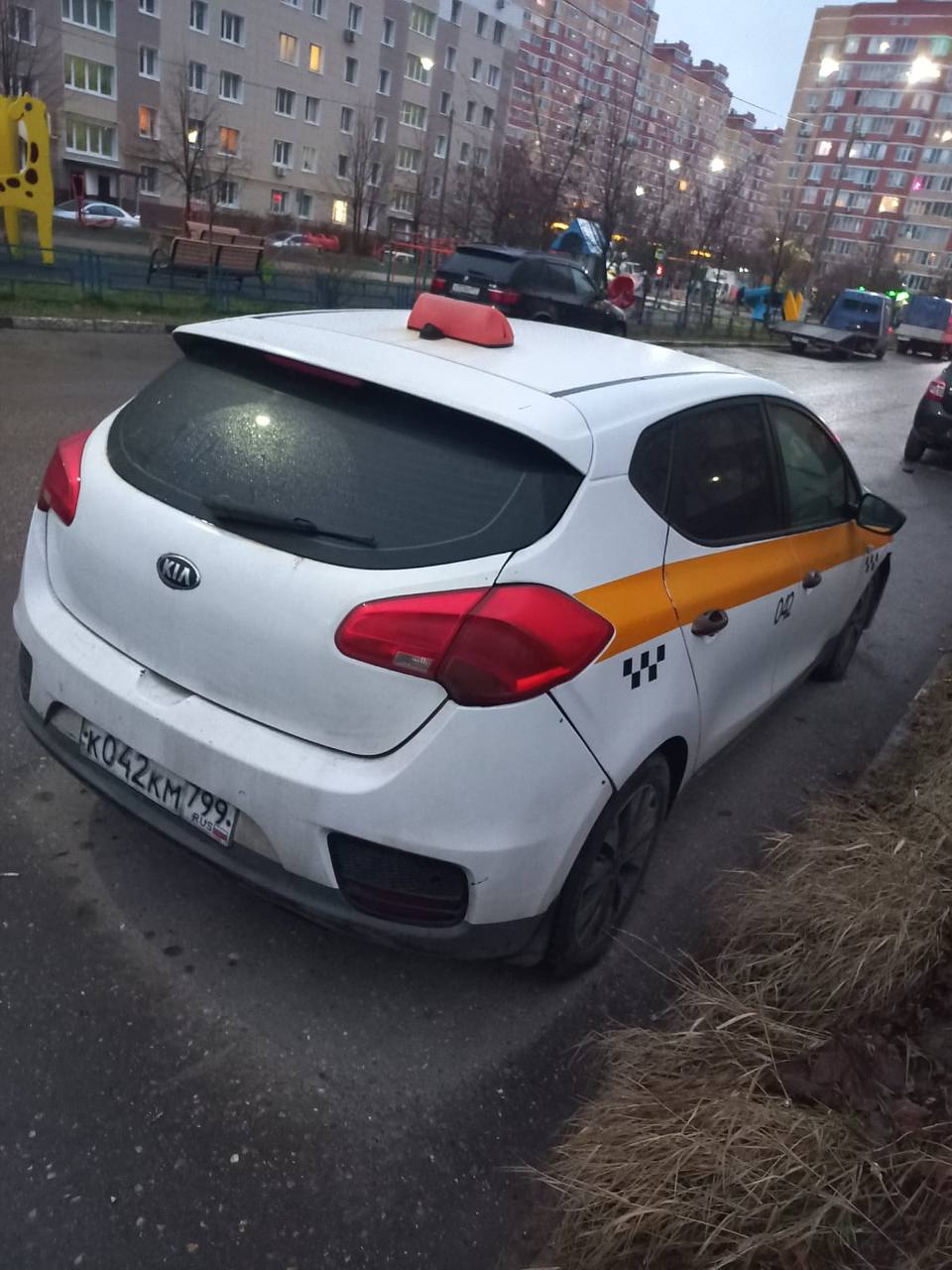 Автомобиль марки KIA модель Ceed 2018 г.в. VIN-номер XWEHN512BJ0039955