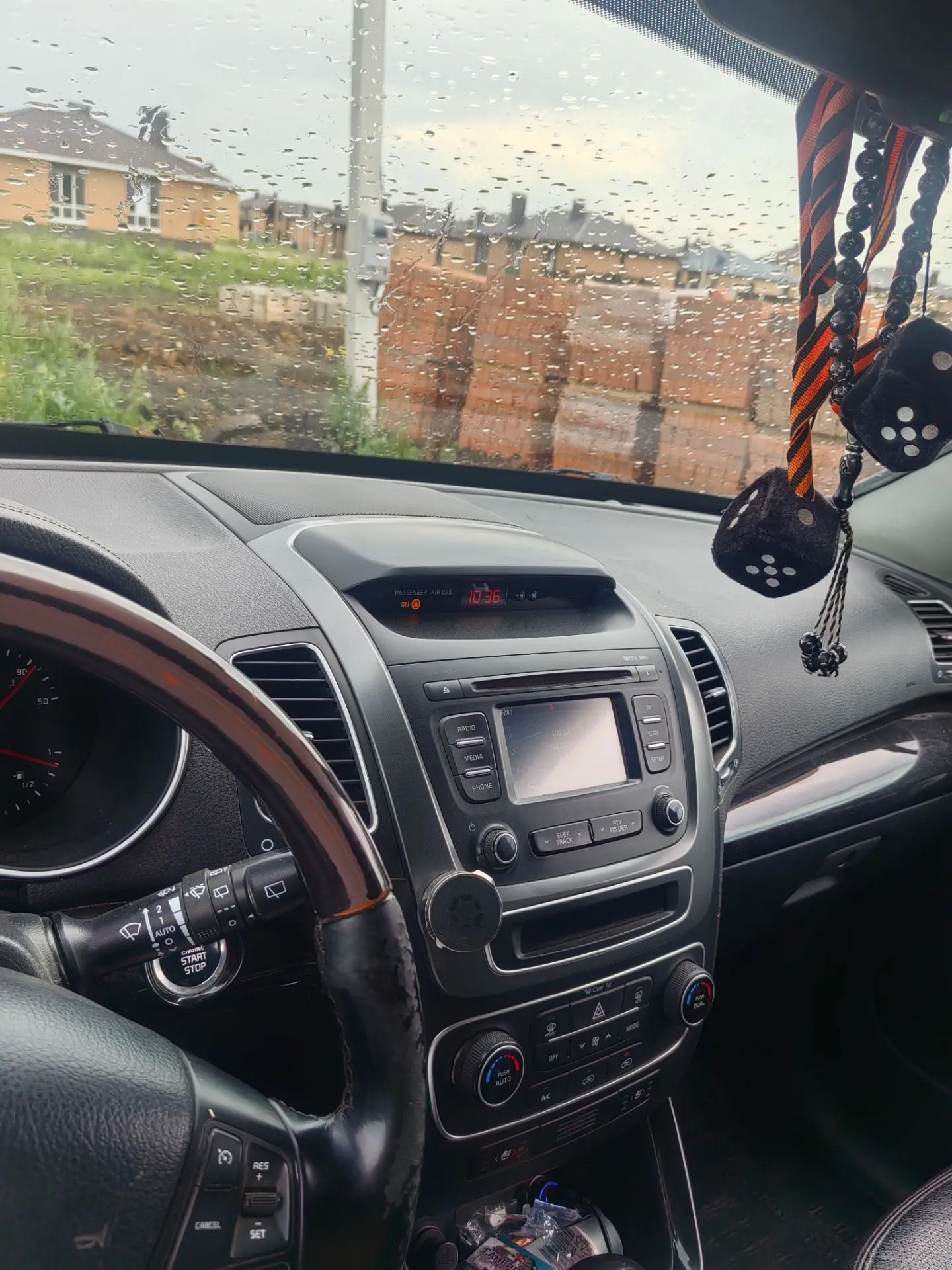 Автомобиль марки KIA модель Sorento 2018 г.в. VIN-номер XWEKU814DHC006247