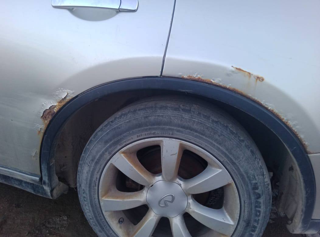Автомобиль марки INFINITI модель FX35 2004 г.в. VIN-номер JNRAS08W74X219641
