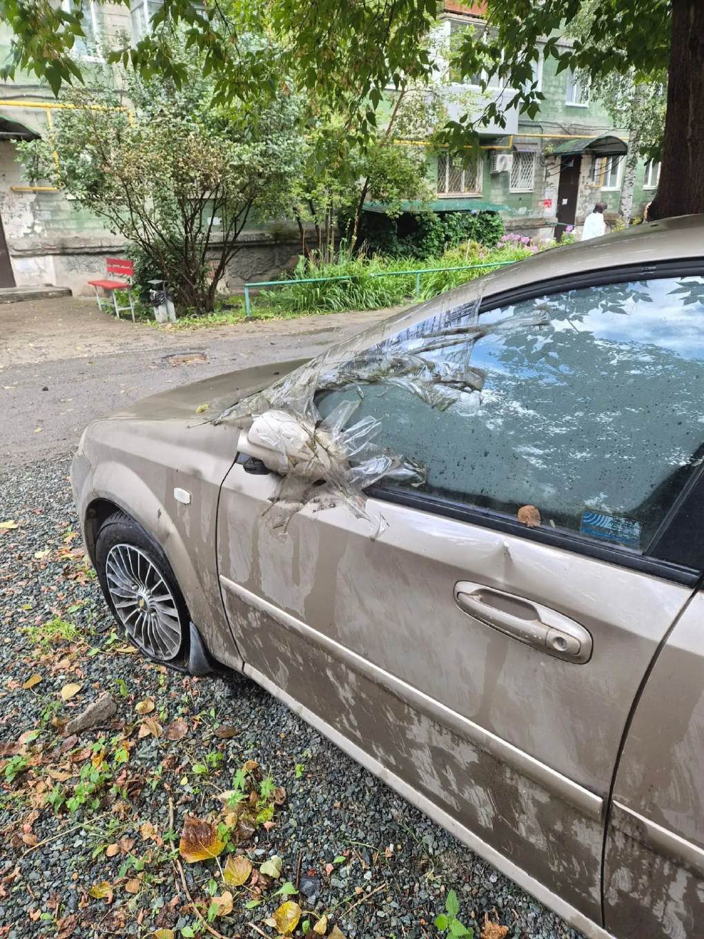 Автомобиль марки CHEVROLET модель Lacetti 2006 г.в. VIN-номер KL1NA486J7K568797