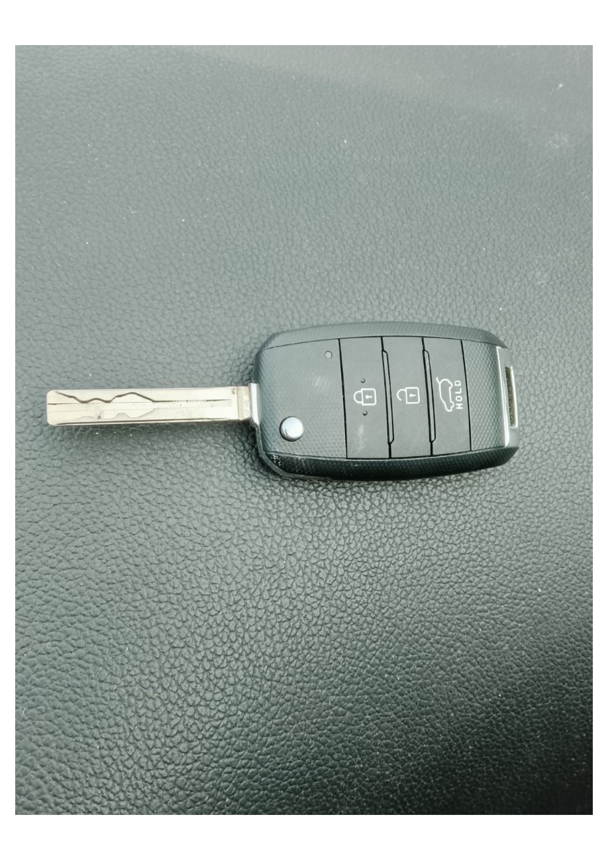 Легковой автомобиль марки: KIA модели: CEED JD, год выпуска: 2013 г., идентификационный номер (VIN): XWEHM812AE0002834