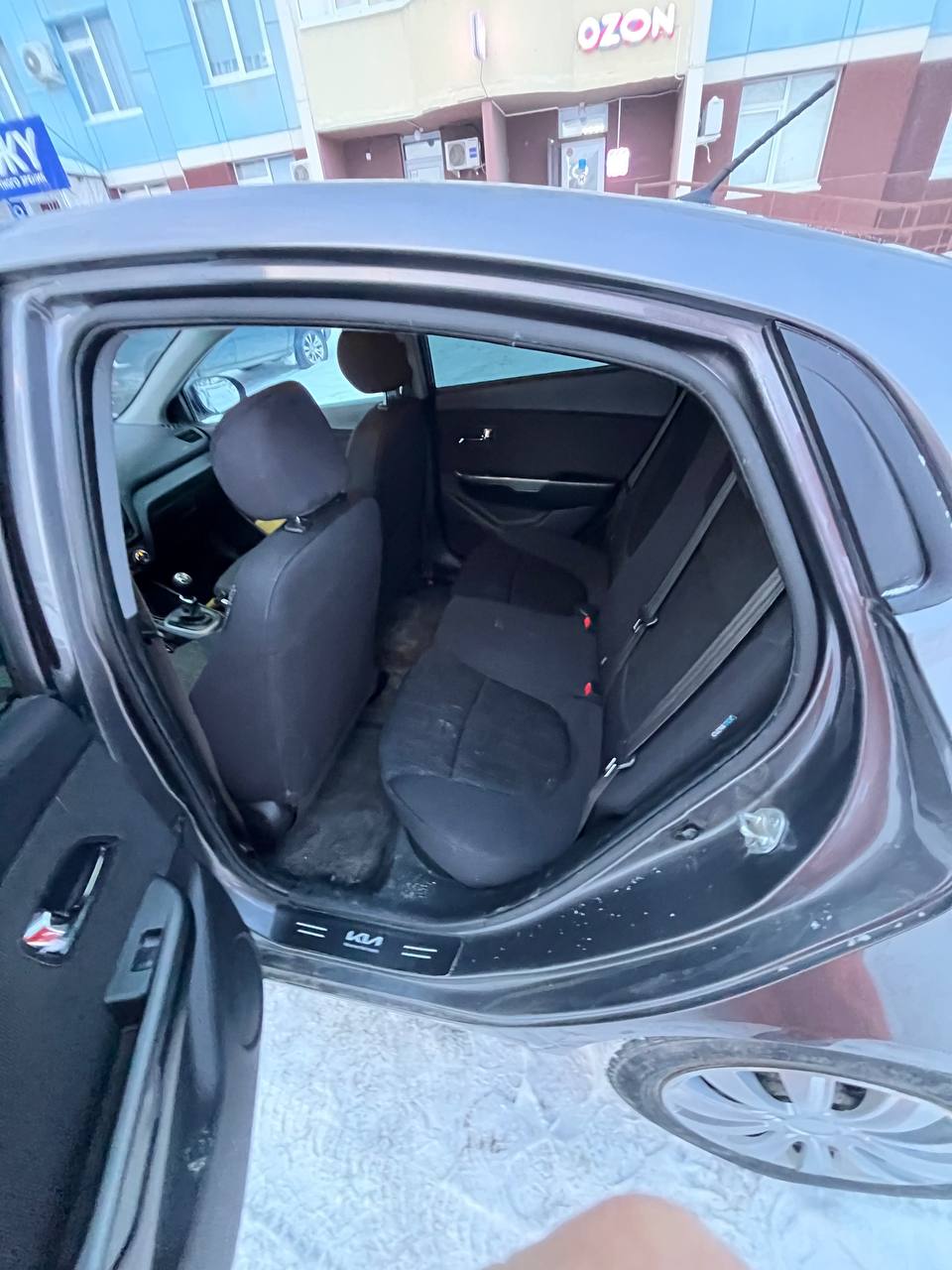 Автомобиль марки KIA модель РИО KIA RIO 2013 г.в. VIN-номер Z94CC41BADR161282