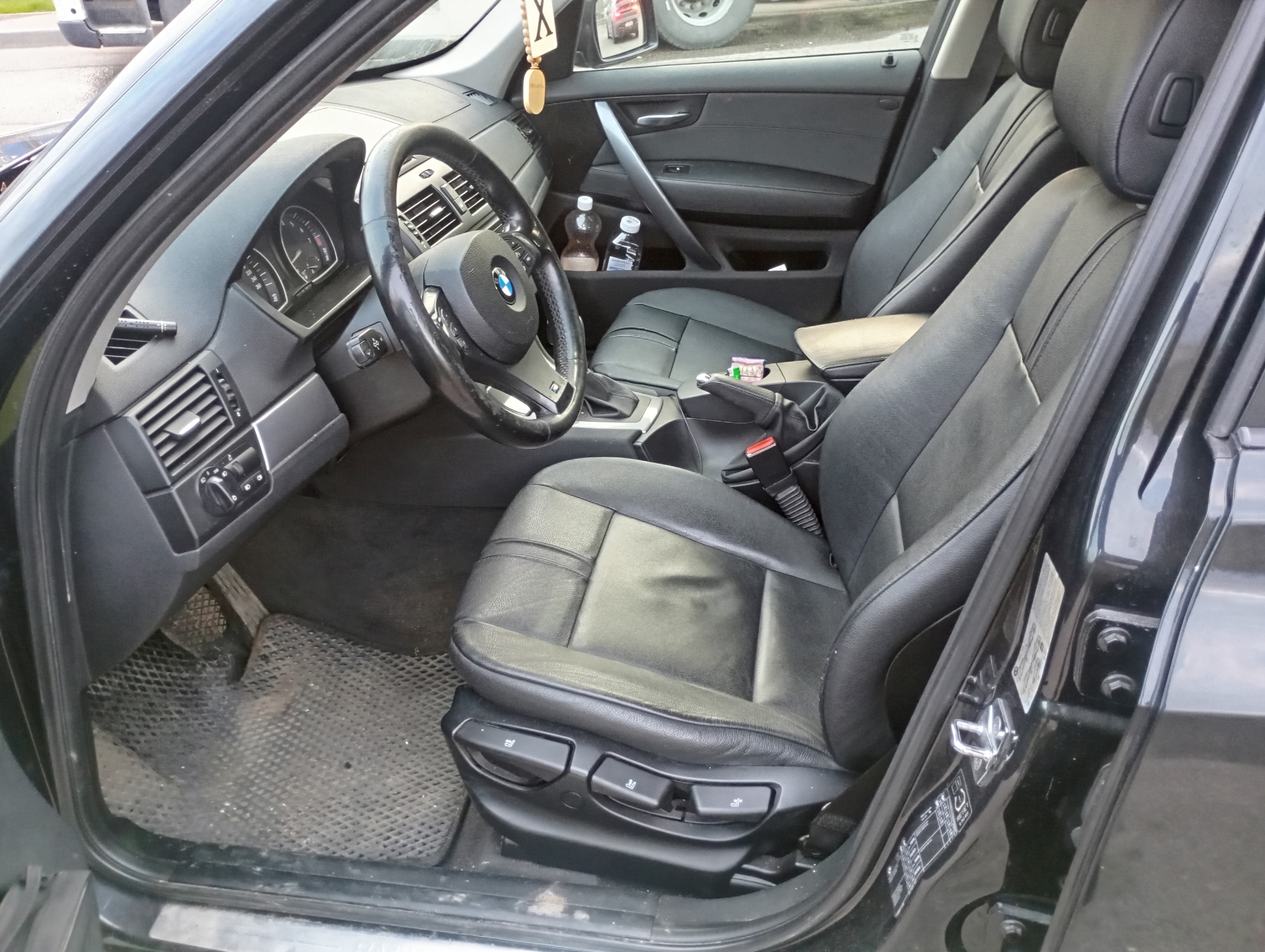 Легковой автомобиль марки: BMW, модель: X3 хDRIVE2 5si, год выпуска: 2009 г., идентификационный номер (VIN): X4XPC784X9WA47915