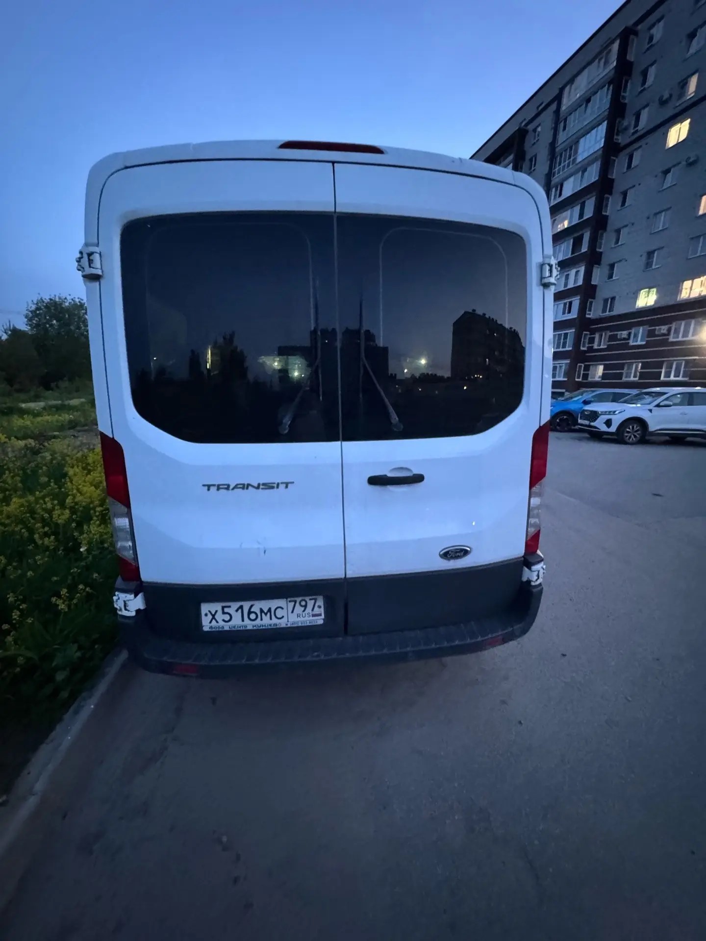 автомобиль марки FORD модель Transit 2017 г.в. VIN-номер Z6FFXXESGFHP62375