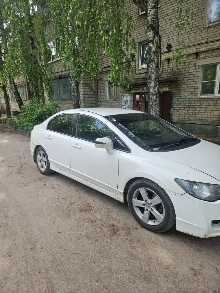 Автомобиль марки HONDA модель Civic 2011 г.в. VIN-номер NLAFD7650BW030725