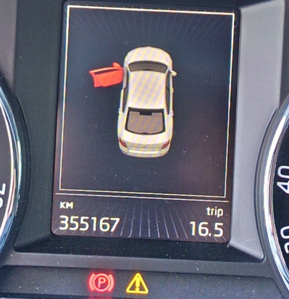 Автомобиль марки SKODA модель Octavia 2016 г.в. VIN номер XW8AC6NEXHH012015