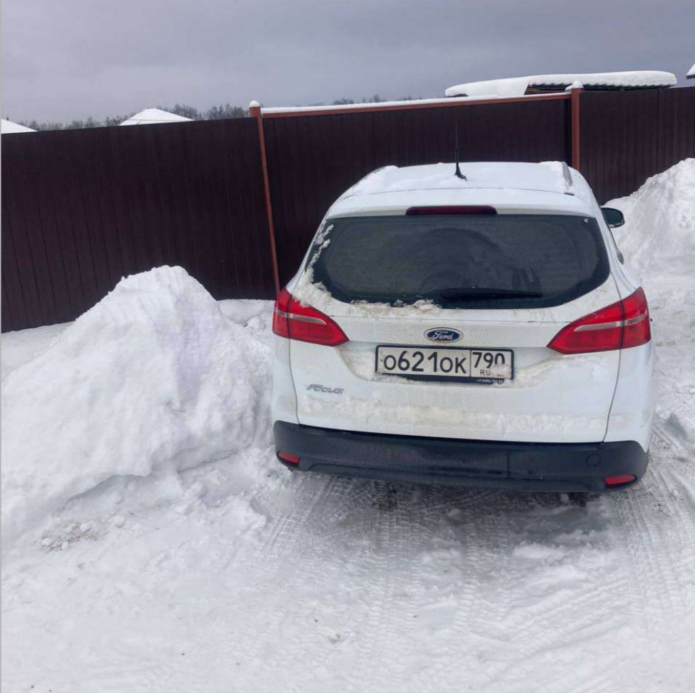 Легковой автомобиль марка: FORD, модель: Focus, год выпуска: 2018, идентификационный номер (VIN): Z6F6XXEEC6JR60347 (Залог в пользу ПАО "Совкомбанк").