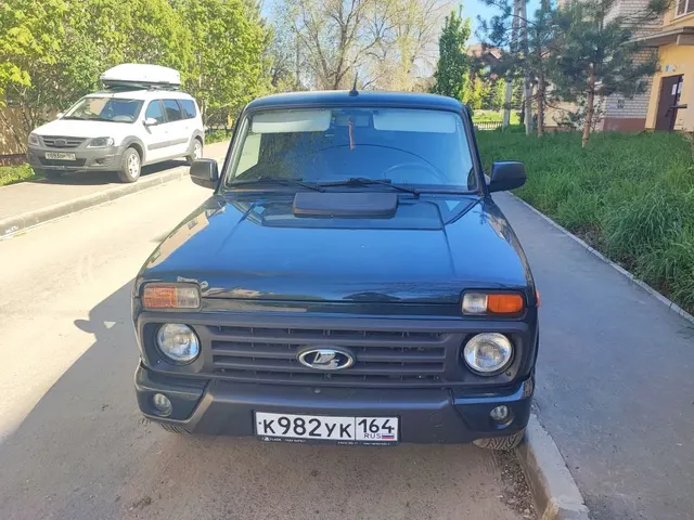 Легковой автомобиль, марка: LADA, модель: 4x4, год изготовления: 2023 г.в., цвет: зеленый, VIN: XTA212140P2471574, ПТС: 1643 01061081707, г/н: К982УК164, двигатель №: 21214 1236707, мощность двигателя, л. с. (кВт): 82,9 (61), рабочий объем двигателя, куб. см: 1690, кузов №: XTA212140P2471574, экологический класс: второй, разрешенная максимальная масса: 1610