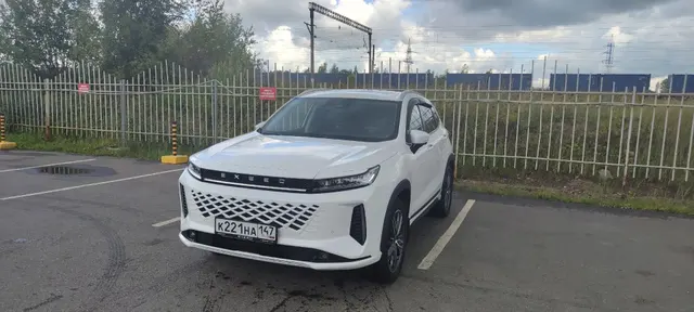 Легковой автомобиль, марка/модель: EXEED LX, 2023 года выпуска, VIN: LVTDB21B3PE058400, гос. номер: К221НА147, цвет: Белый. Автомобиль в залоге у ПАО «Совкомбанк».