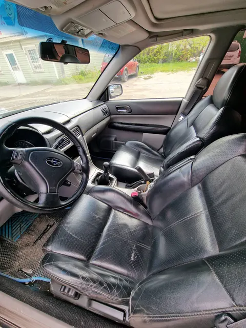 Автомобиль марки SUBARU модель Forester 2004 г.в. VIN-номер JF1SG9LD35G047278