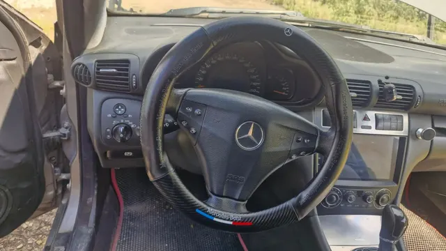 Автомобиль марки Мерседес-Бенц С230К, 2004 г.в., (VIN)WDBRN40J14A623084