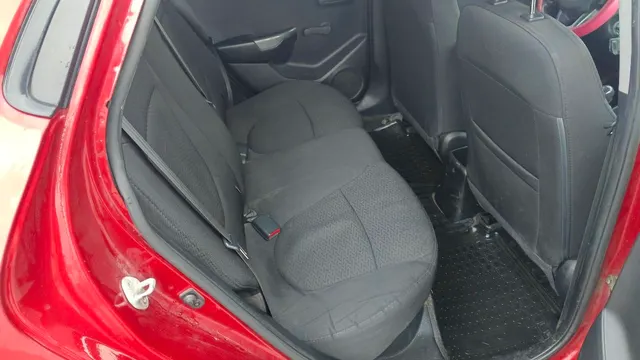 Автомобиль марки KIA модель Rio 2013 г.в. VIN-номер Z94CB41AADR106083. Имущество является предметом залога ПАО "Совкомбанк"