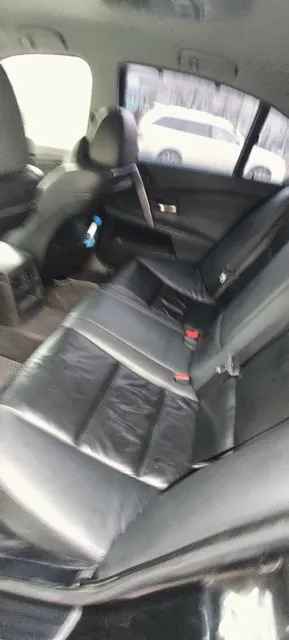 Автомобиль марки BMW модель 530IA, 2004 года выпуска, VIN WBANA71080B608926.