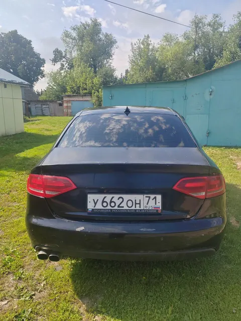 Автомобиль марки AUDI модель A4 2008 г.в. VIN-номер WAUZZZ8K49N009580