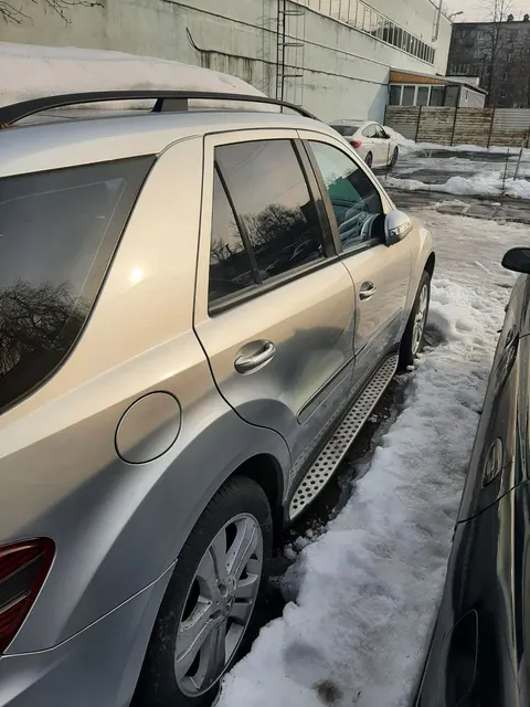 Автомобиль MERCEDES-BENZ ML 320 CDI 4 MATIC, 2008 г.в., VIN:WDC1641221A413803, 224 л.с. залог в пользу ПАО "СОВКОМБАНК".