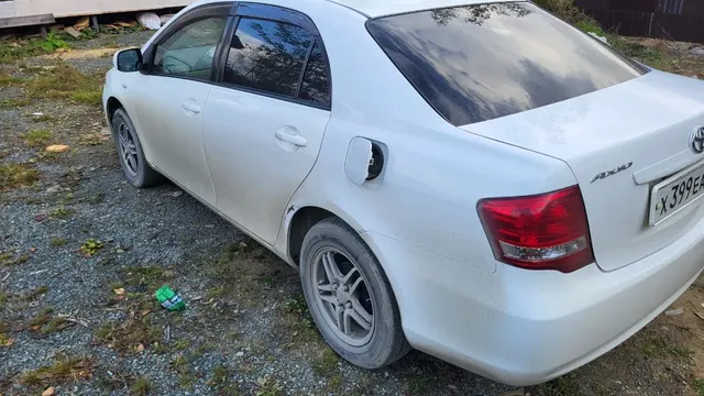 Легковой автомобиль марки: TOYOTA, модели: Corolla Axio, год выпуска: 2010 г., кузов №: NZE1446019463