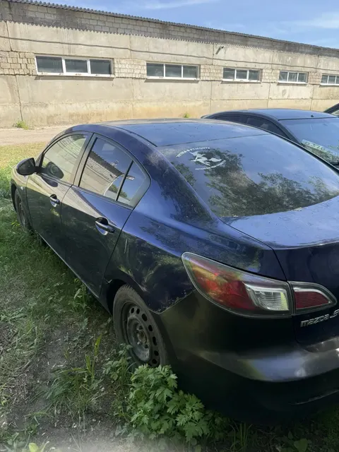 Автомобиль марки MAZDA модель 3 2012 г.в. VIN-номер JMZBL12Z511534247