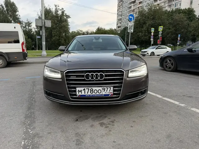 Автомобиль марки AUDI модель A8 L 2014 г.в. VIN-номер WAUZZZ4H2EN012935