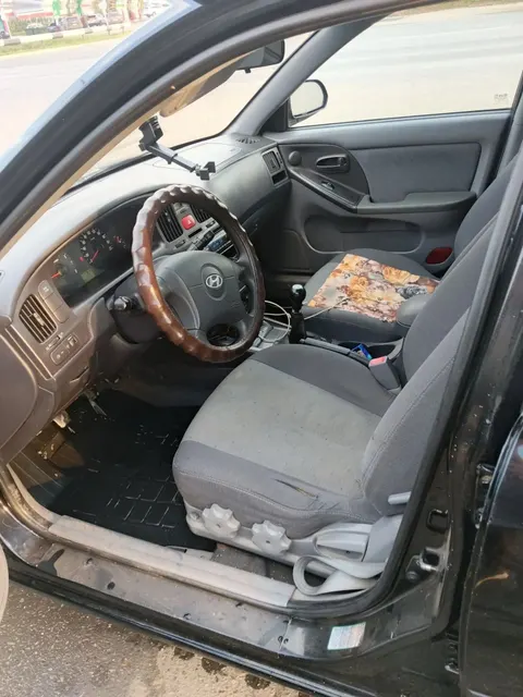 Легковой автомобиль марки: HYUNDAI, модели: Elantra, год выпуска: 2005 г., идентификационный номер (VIN): KMHDN41BP5U170363