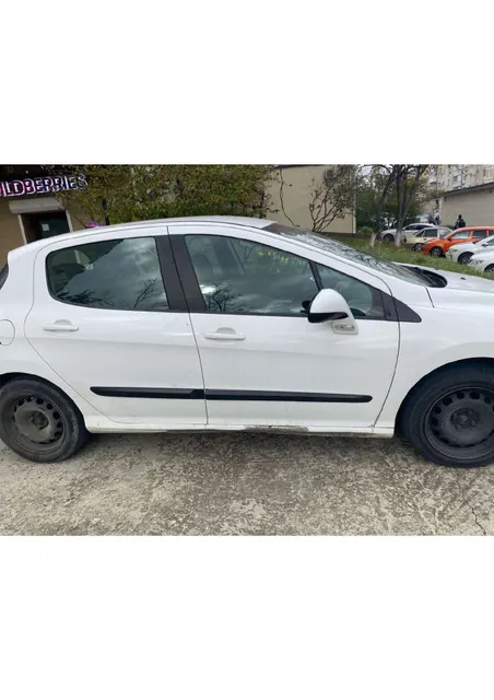 Автомобиль марки PEUGEOT модель 308 2010 г.в. VIN-номер Z8T4C5FS9AM013604