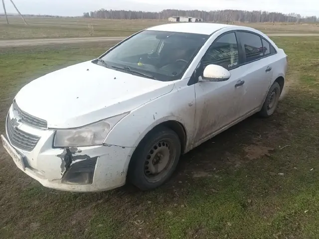 Автомобиль марки CHEVROLET, модель Cruze, 2013 г.в., VIN-номер: XUFJF696JD3033800