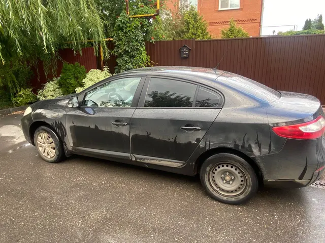 Легковой автомобиль марки: RENAULT, модель: Fluence, год выпуска: 2010 г., идентификационный номер (VIN): VF1LZBR0542844793