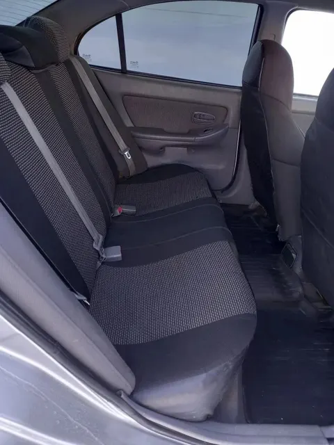 Автомобиль марки HYUNDAI модель Elantra 2005 г.в. VIN-номер KMHDM41BP6U268980