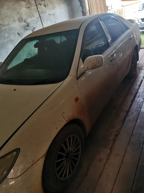 Легковой автомобиль марки: TOYOTA модель: Camry, год выпуска: 2002 г., кузов №: ACV300101556 (возможны скрытые дефекты) Имущество в залоге у ПАО «СОВКОМБАНК»