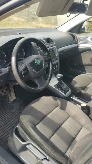 Автомобиль марки SKODA модель OCTAVIA 2011 г.в. VIN-номер XW8BK61Z3BK268474
