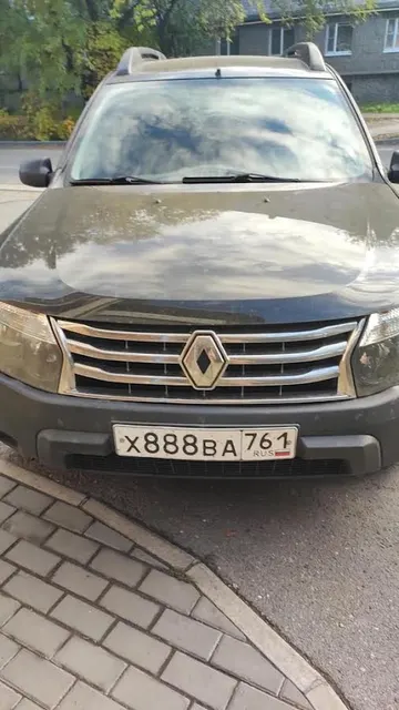 Автомобиль марки RENAULT модель Duster 2014 г.в. VIN-номерX7LHSRH8N51492879 , находящийся в залоге у ПАО «Совкомбанк»