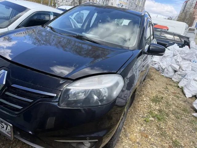 Легковой автомобиль марки: RENAULT, модель: Koleos