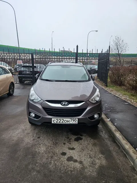 Автомобиль марки HYUNDAI модель IX 35 2.0 GLS AT 2012 г.в. VIN-номер TMAJU81BDCJ307859
