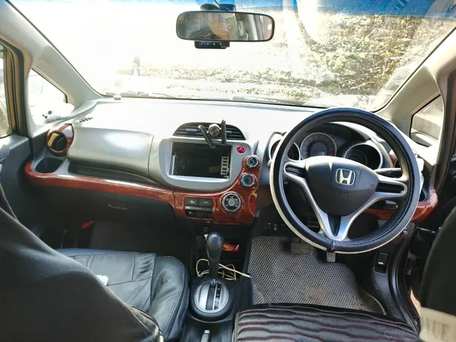 Легковой автомобиль марки: HONDA, модель: FIT, год выпуска: 2008 г., кузов №: GE61132436.