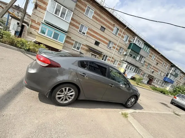 Легковой автомобиль марки: KIA, модель: YD CERATO, год выпуска: 2018 г., идентификационный номер (VIN): XWEFX417BJC005898