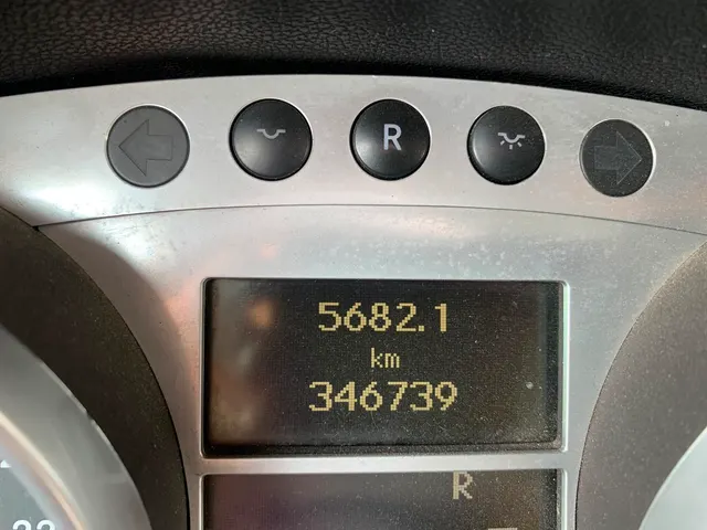 Автомобиль марки MERCEDES ML 320, VIN - WDC1641221A021455, 2005 года выпуска