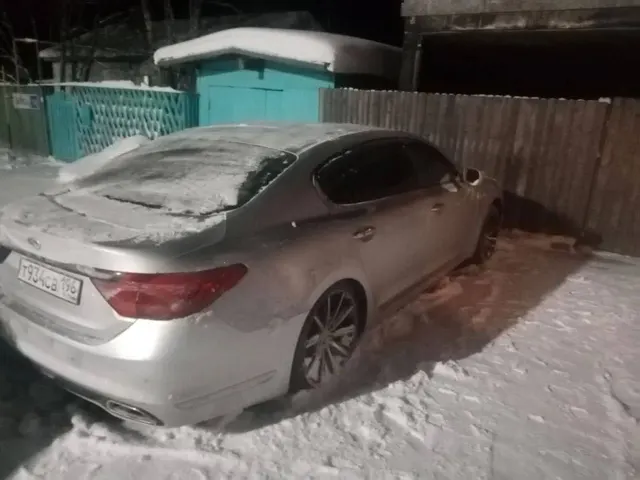 Автомобиль марки KIA модель Quoris 2013 г.в. VIN-номер XWELU412BD0000212