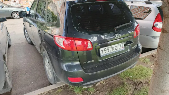 Легковой автомобиль марки: HYUNDAI, модели: Santa Fe, 2.7 GLS, год выпуска: 2008г., идентификационный номер (VIN): KMHSH81DP8U349675