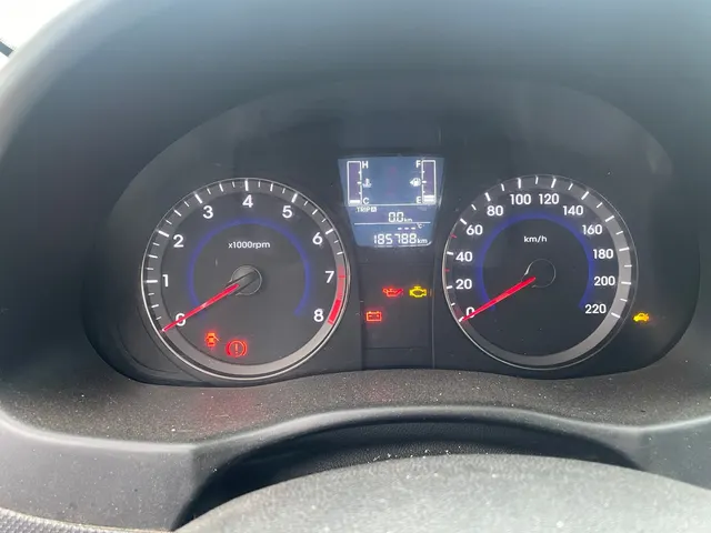 Автомобиль марки HYUNDAI модель Solaris 2014 г.в. VIN-номер Z94CT41DAFR343367
