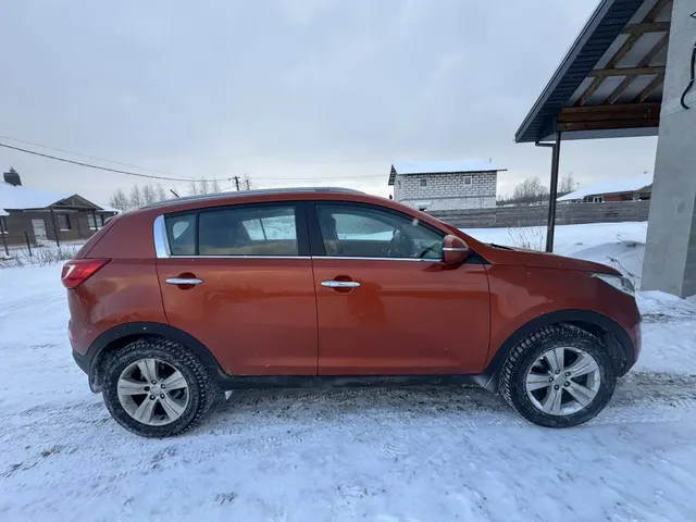 Автомобиль марки KIA модель Sportage 2013 г.в. VIN номер XWEPC811BD0024040. Предмет залога ПАО «Совкомбанк» (ИНН: 4401116480)