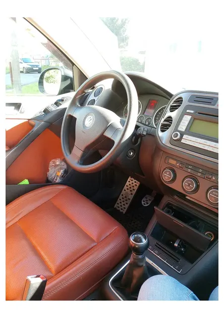 Автомобиль марки VOLKSWAGEN модель Tiguan 2008 г.в. VIN-номер XW8ZZZ5NZ8G001108