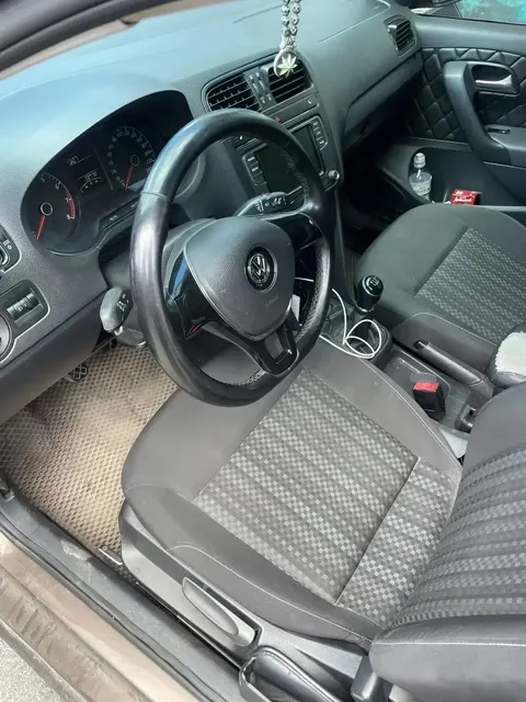 Автомобиль марки VOLKSWAGEN модель Polo 2016 г.в., VIN-номер XW8ZZZ61ZHG031492. Предмет залога ПАО «Совкомбанк» ИНН: 4401116480
