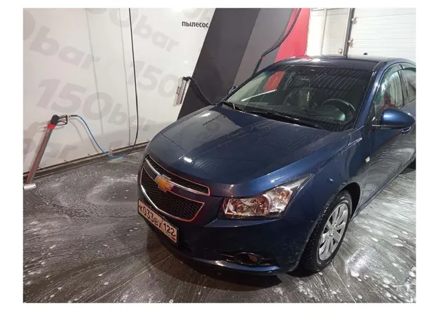 Автомобиль марки CHEVROLET модель Cruze, 2012 г.в., VIN XUFJA696JC3023552, находится в залоге у ПАО «СОВКОМБАНК».