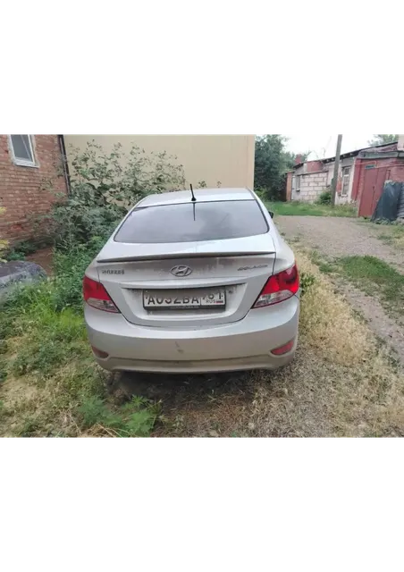 Автомобиль марки HYUNDAI модель Solaris, 2013 г.в., VIN Z94CT41DADR234133, цвет серебристый