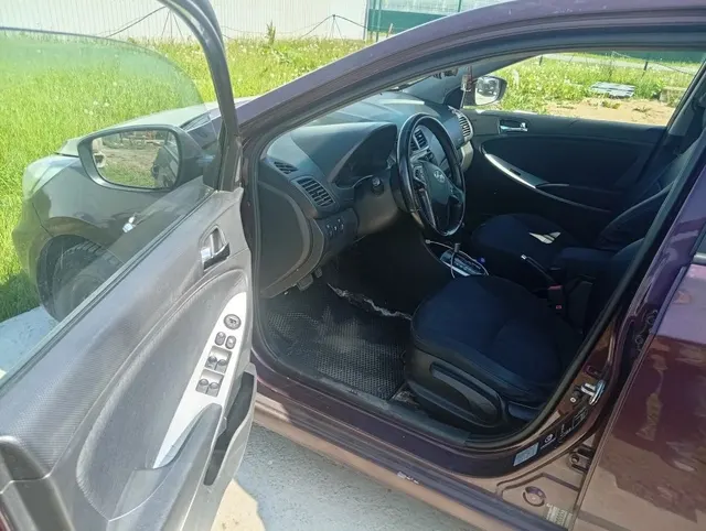 Автомобиль марки HYUNDAI модель SOLARIS 2012 г.в. VIN-номер Z94CU41DBCR161879