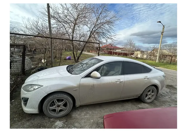 Автомобиль марки MAZDA модель 6 2011 г.в. VIN-номер JMZGH148211486560
